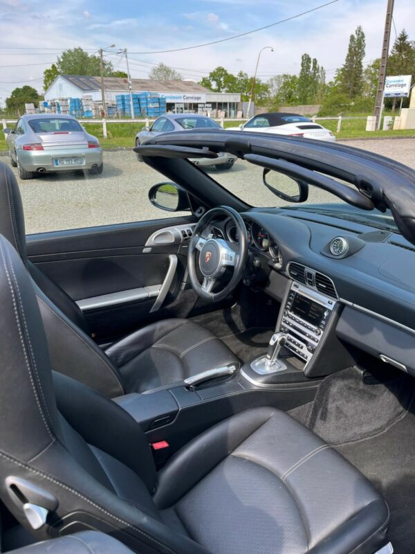 PORSCHE 997 CARRERA 4 3.6L CABRIOLET 345CV vendue septembre 2024 – Image 12