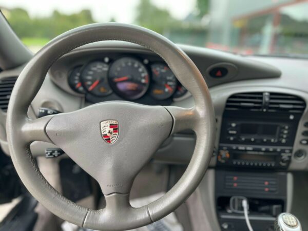 PORSCHE 996 CARRERA 4  3.6l Boite mécanique – Image 13