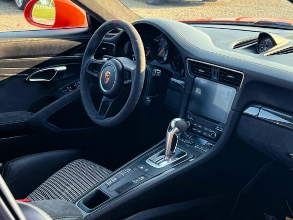 PORSCHE 991 GT3 4.0L PHASE 2  Couleur unique !! – Image 22