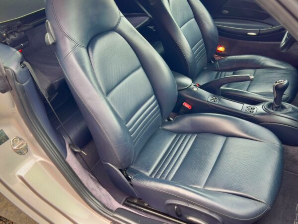 Porsche 996 carrera 2 cabriolet 3.6l Boite mécanique vendue 02/2025 – Image 12