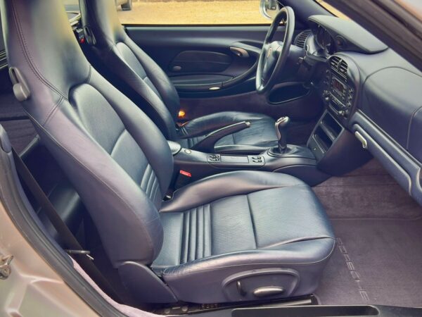 Porsche 996 carrera 2 cabriolet 3.6l Boite mécanique vendue 02/2025 – Image 14