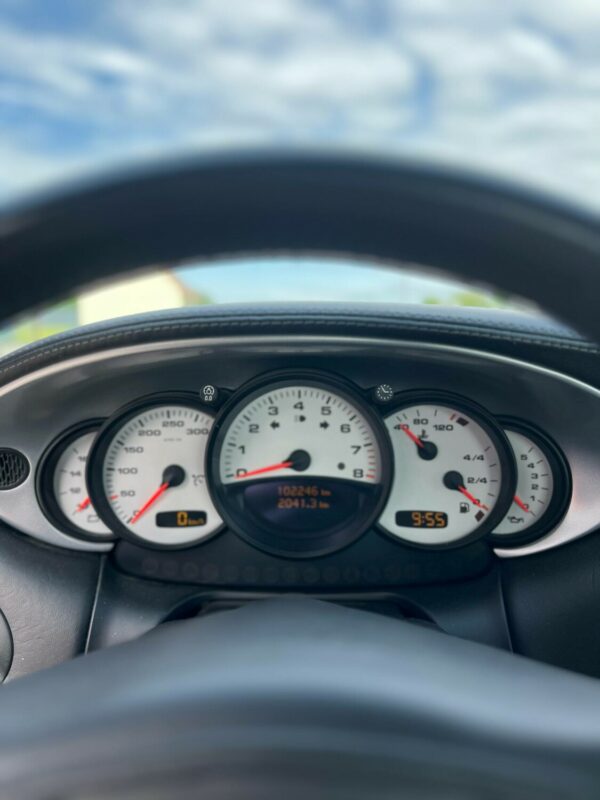 Porsche 996 carrera 2 3.6l 320cv  Bientôt à la vente – Image 9