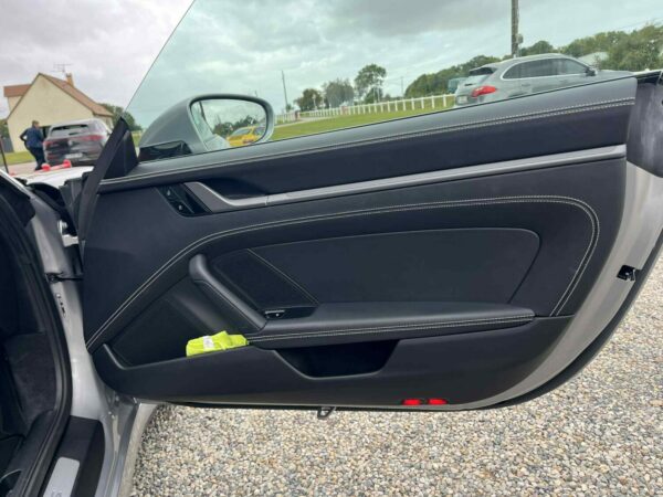 PORSCHE 992 TARGA 4S   1ere main - Sors de révision – Image 20